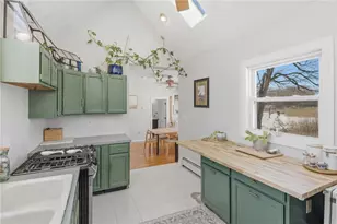 11 Heights Ave, Warwick, RI 02889 - Photo 16