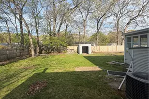 131 Canfield Ave, Warwick, RI 02889 - Photo 22