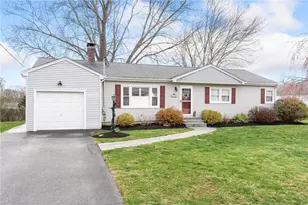 15 Green St, Cumberland, RI 02864 - Photo 2