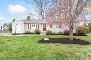 15 Green St, Cumberland, RI 02864 - Photo 1