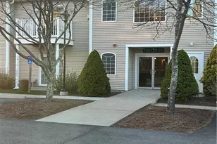 2 Gray Coach Ln, Cranston, RI 02921 - Photo 2
