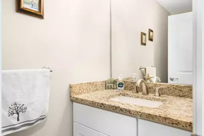 16 Bailey Brook Court, Middletown, RI 02842 - Photo 22