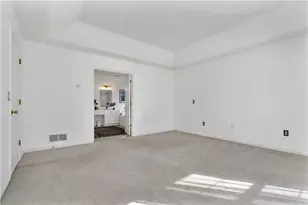 105 Castle Rocks Rd, Warwick, RI 02886 - Photo 18