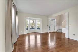105 Castle Rocks Rd, Warwick, RI 02886 - Photo 32
