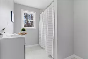 63 Indian Rd, East Providence, RI 02915 - Photo 8