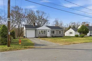 63 Indian Rd, East Providence, RI 02915 - Photo 22