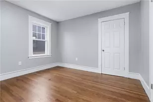 104 Woodbine St, Providence, RI 02906 - Photo 18