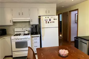 45 Perrin Ave, Pawtucket, RI 02861 - Photo 14