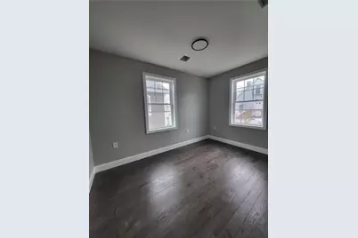 731 Potters Avenue, Providence, RI 02907 - Photo 10