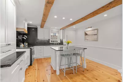 30 Thames Street, Newport, RI 02840 - Photo 12