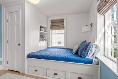 30 Thames Street, Newport, RI 02840 - Photo 30