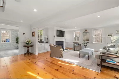 30 Thames Street, Newport, RI 02840 - Photo 8