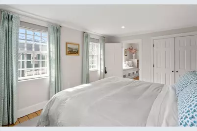 30 Thames Street, Newport, RI 02840 - Photo 20