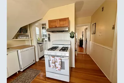 38 Georgia Avenue, Providence, RI 02905 - Photo 18