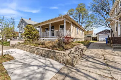 125 Ivy Street, East Providence, RI 02914 - Photo 2