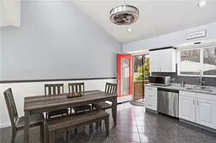 76 Myra St, Providence, RI 02909 - Photo 8