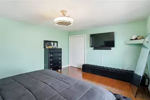 76 Myra St, Providence, RI 02909 - Photo 22