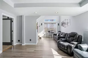 76 Myra St, Providence, RI 02909 - Photo 20