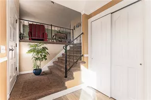 72 Janet Ct, Warwick, RI 02886 - Photo 12