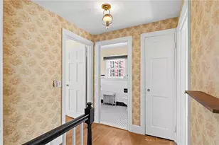 18 Huntington Dr, East Providence, RI 02916 - Photo 20