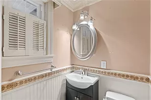 18 Huntington Dr, East Providence, RI 02916 - Photo 16