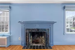 18 Huntington Dr, East Providence, RI 02916 - Photo 10