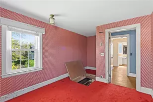 18 Huntington Dr, East Providence, RI 02916 - Photo 36