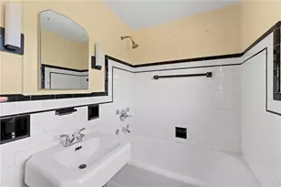 18 Huntington Dr, East Providence, RI 02916 - Photo 28