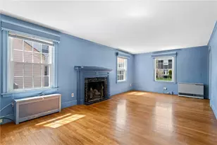 18 Huntington Dr, East Providence, RI 02916 - Photo 8