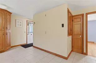 300 Harriet Ln, Cumberland, RI 02864 - Photo 6
