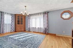 300 Harriet Ln, Cumberland, RI 02864 - Photo 10
