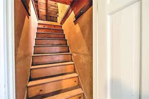 9 Knapton St, Barrington, RI 02806 - Photo 38