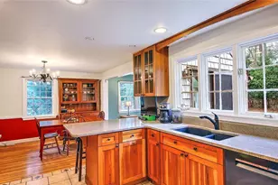 9 Knapton St, Barrington, RI 02806 - Photo 14