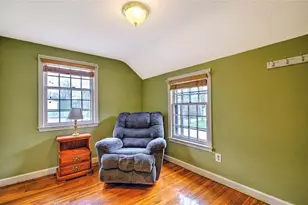 9 Knapton St, Barrington, RI 02806 - Photo 36