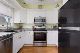414 North Ln, Bristol, RI 02809 - Photo 4