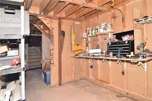 680 Hazard Rd, West Greenwich, RI 02817 - Photo 28