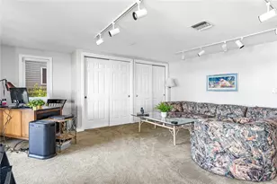 40 Oak Grove St, Warwick, RI 02818 - Photo 32