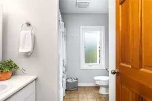 40 Oak Grove St, Warwick, RI 02818 - Photo 24