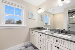 81 S Pier Rd, Narragansett, RI 02882 - Photo 28