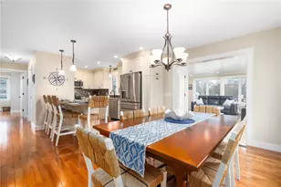 81 S Pier Rd, Narragansett, RI 02882 - Photo 10