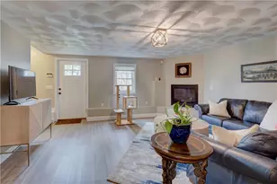 110 Lake View Rd, Cranston, RI 02920 - Photo 24