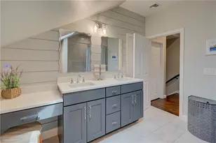 110 Lake View Rd, Cranston, RI 02920 - Photo 18