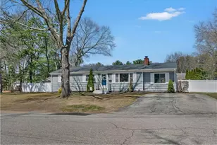 170 Heritage Rd, North Kingstown, RI 02852 - Photo 4