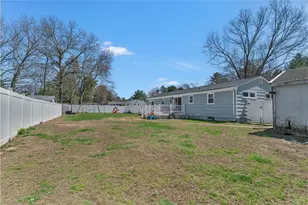 170 Heritage Rd, North Kingstown, RI 02852 - Photo 36