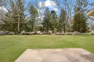 47 Kingsland Ct, Charlestown, RI 02813 - Photo 8