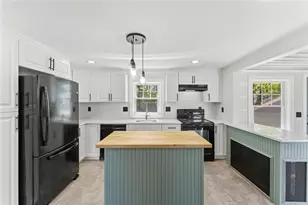 24 Hamilton St, Cumberland, RI 02864 - Photo 16