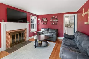 97 Delwood Rd, Warwick, RI 02889 - Photo 6
