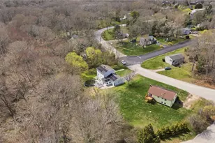25 Robin Way, Westerly, RI 02891 - Photo 4