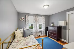 87 Evergreen St, Cumberland, RI 02864 - Photo 10
