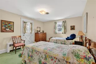 2338 Cranston St, Cranston, RI 02920 - Photo 16